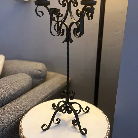 5 Arm Vintage Candelabra - Picture 2 of 6